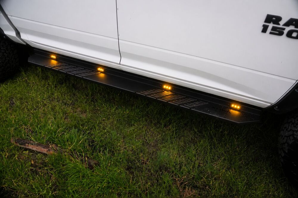 Frontier Side Steps with LED Lighting (RAM 1500 19-24 CREW CAB) (7)