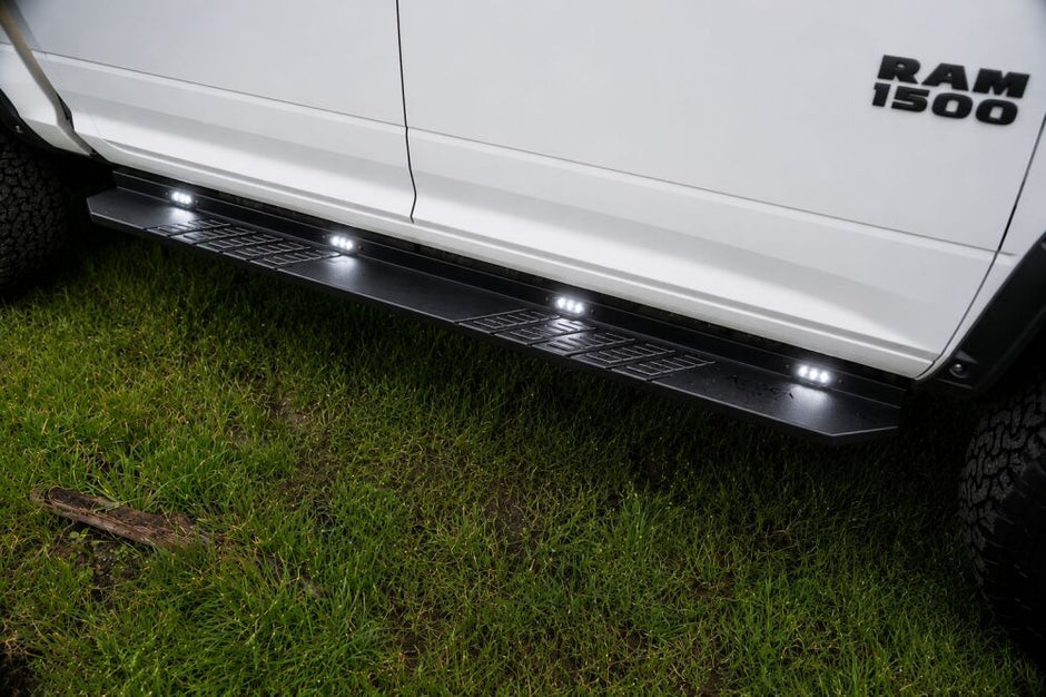 Frontier Side Steps with LED Lighting (RAM 1500 13-18 CREW CAB) (5)