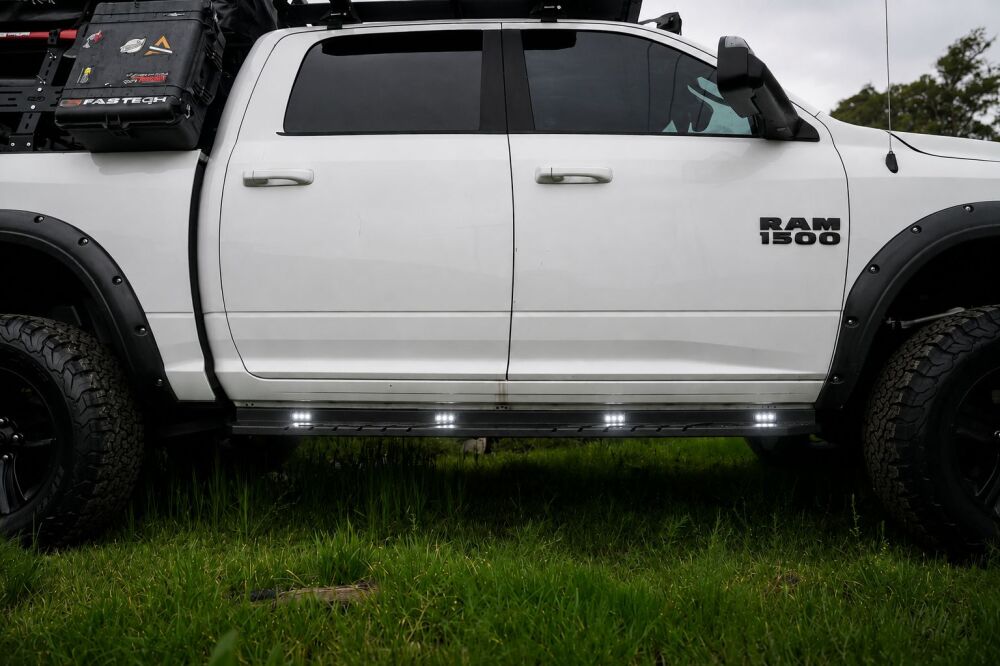 Frontier Side Steps with LED Lighting (RAM 1500 13-18 CREW CAB) (10)