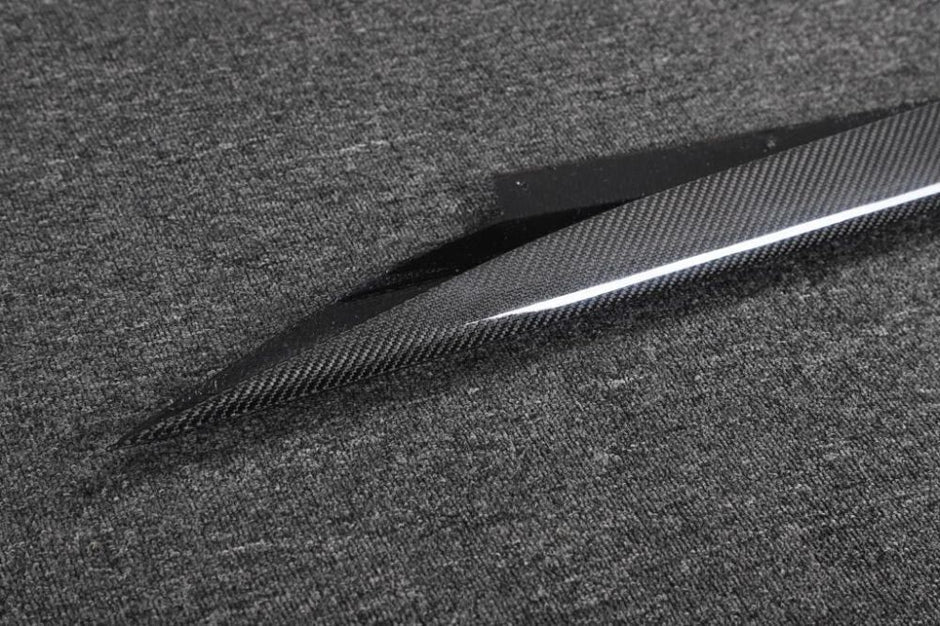 Side Skirts – Carbon Fiber (CORVETTE C8 20-26 Stingray) (7)