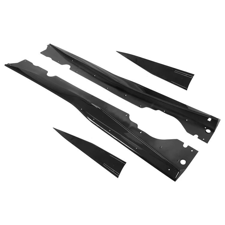 Side Skirts – V1 Style – Gloss Black (CORVETTE C8 20-26) (4)