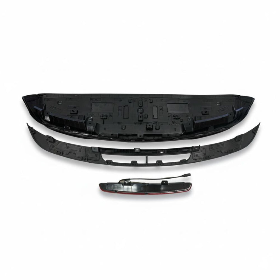 Rear Spoiler with Brake Light (4)