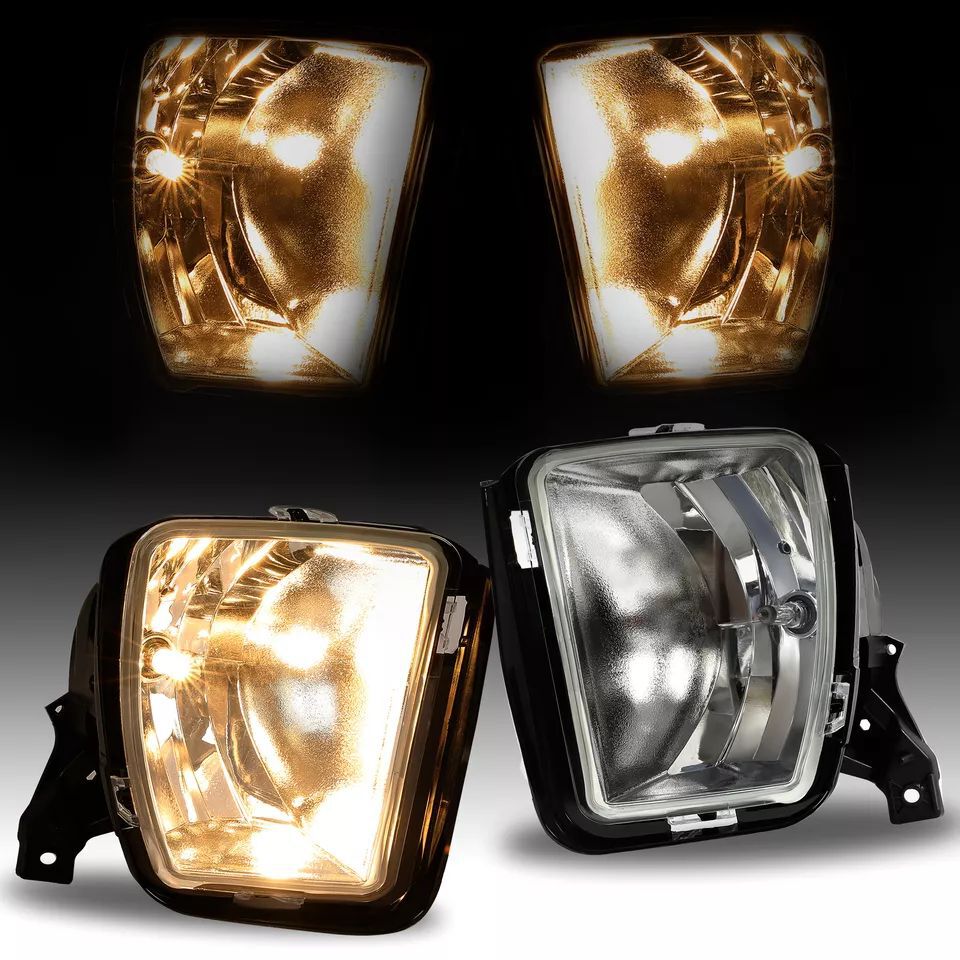 Fog Lights + Bulbs (2)