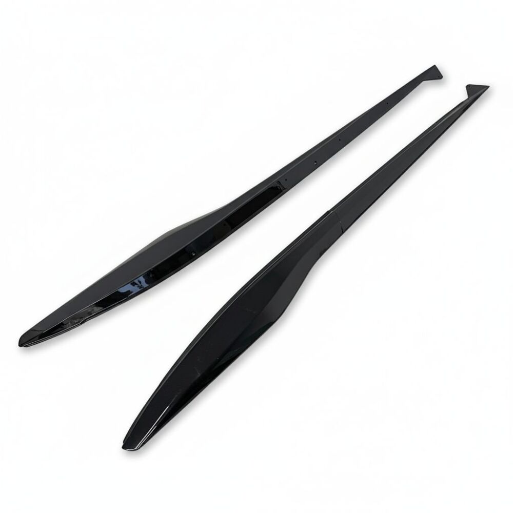 Side Skirts – Gloss Black (CORVETTE C8 23-26 Z06) (3)