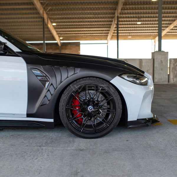 Främre skärmar i pre-preg carbon för BMW M3 G80/G81 & M4 G82/G83 PE