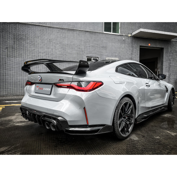 TAKD aerodynamiskt paket i Dry carbon för BMW M4 G82