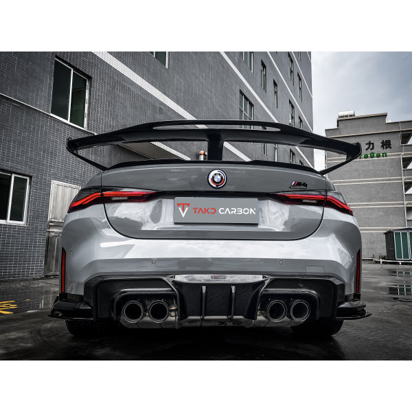TAKD aerodynamiskt paket i Dry carbon för BMW M4 G82
