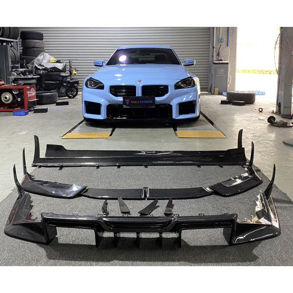 Aerokit/bodykit i Dry Carbon för BMW M2 G87 2023+