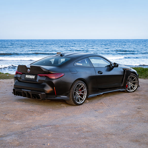 Bagagelucka Sooqoo Neue Klasse i Dry Carbon för BMW M4 G82 & 4-serie G22