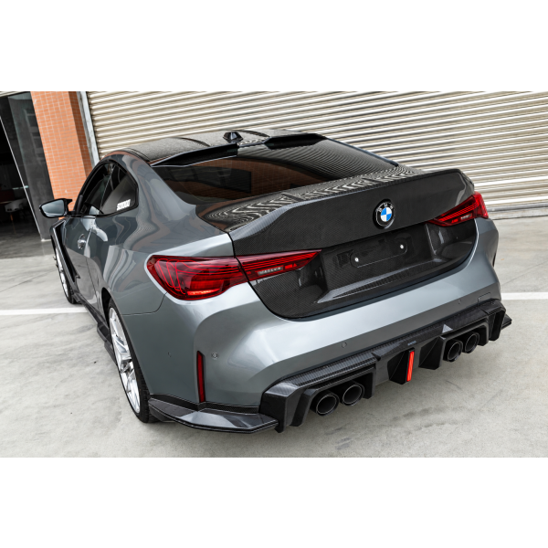 Bagagelucka CSL-stil i Dry Carbon för BMW M4 G82 & 4-serie G22