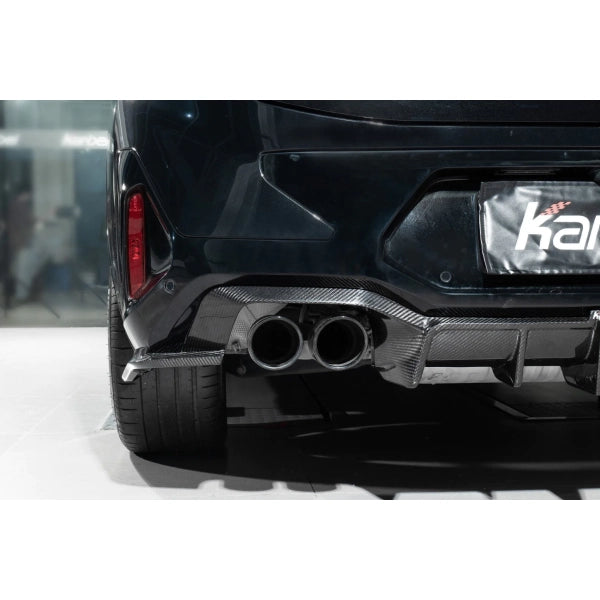 Bakre diffusor med breddningar och LED i pre-preg carbon för BMW X4M F98 2022–2024