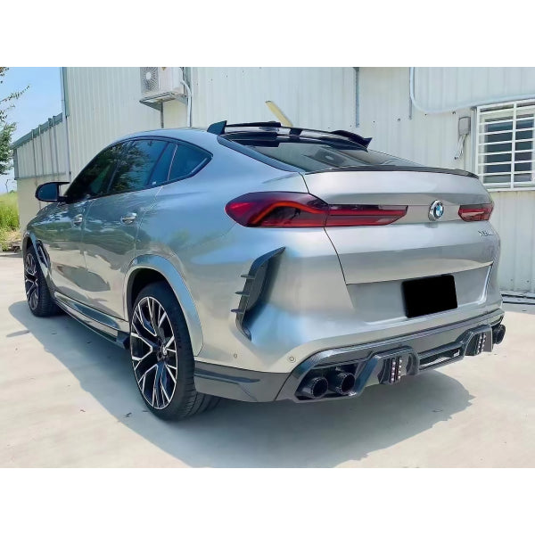Carbonpaket med frontläpp, grill, diffusor, sidokjolar & spoilrar för BMW X6 M F96