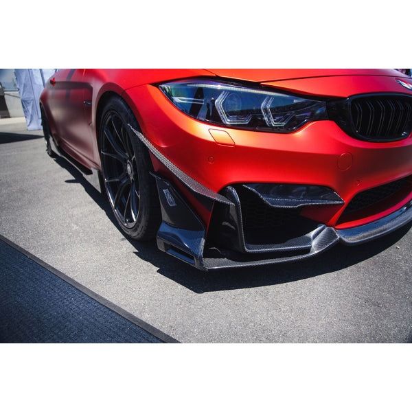Canards till främre stötfångare i carbon Mad Fang typ 4 för BMW M3 F80 & M4 F82/F83
