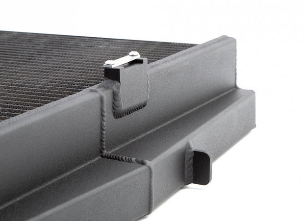 Forge Motorsport Chargecooler-kylare PolarCooler – Toyota Supra A90 / BMW Z4 G29 (Svart)