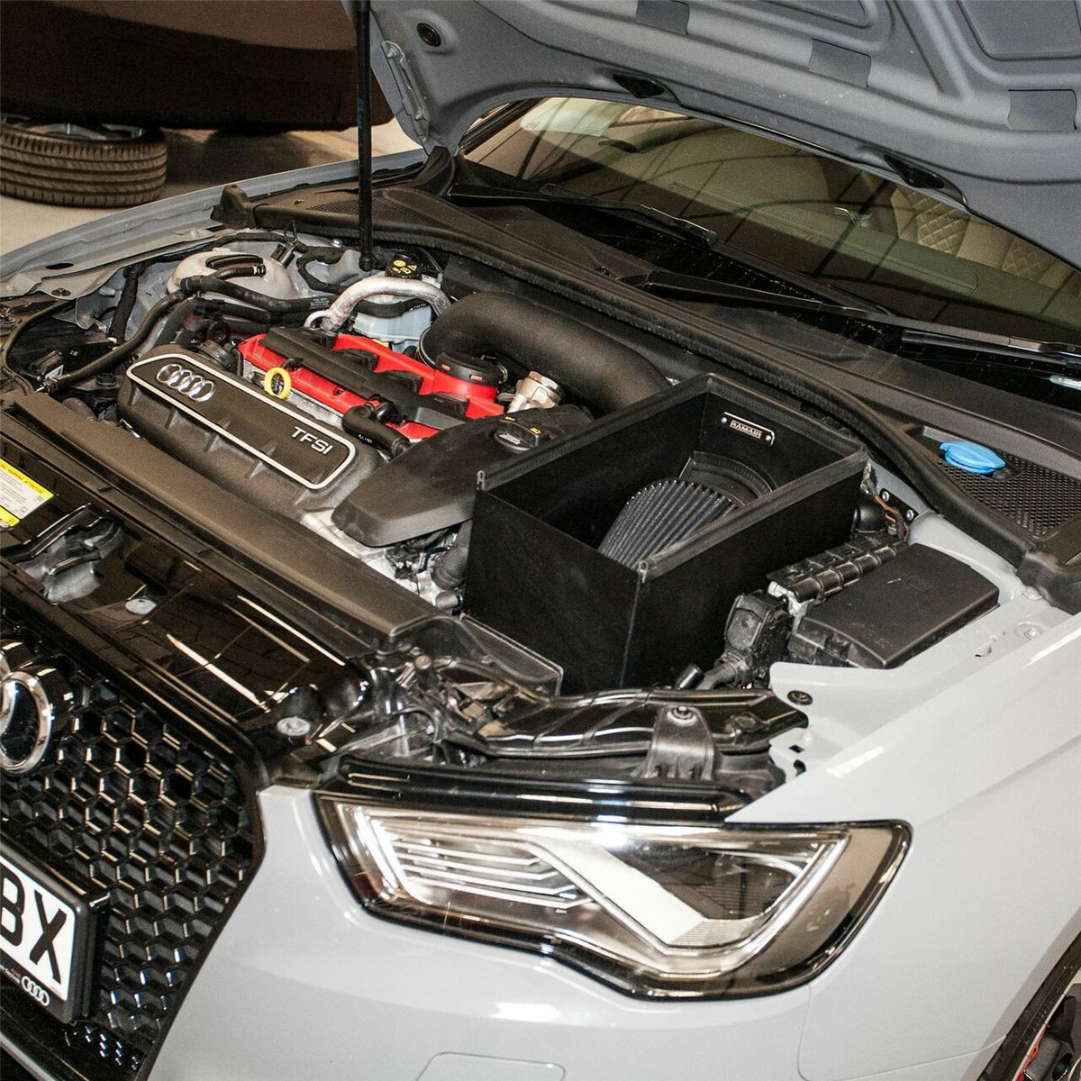 Proram insugskit Audi RS3 8V 2.5 TFSI RHD – svart (PRK-128-BK)