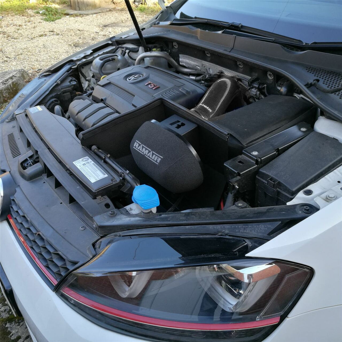 Ramair insugskit Audi A3 Q3 S3 TT 1.8 2.0 TFSI – svart (JSK-121-BK-TI)