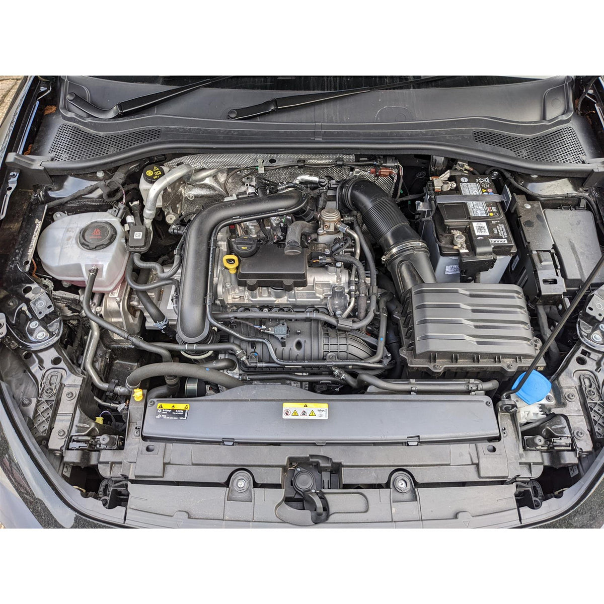 Ramair insugskit Volkswagen Arteon 3H Golf Mk7 Mk8 T-Cross T-Roc Touran Mk2 Tiguan AD Allspace BW Polo AW Passat 3G Caddy Mk4 Mk5 1.0 MPI 1.5 TSI TFSI eTSI (JSK-143-BK)