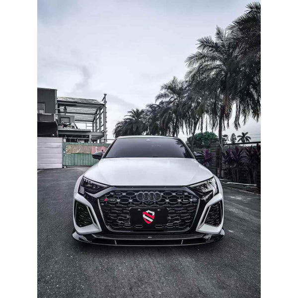 Frontläpp i carbon för Audi RS3 8Y 2022–2024