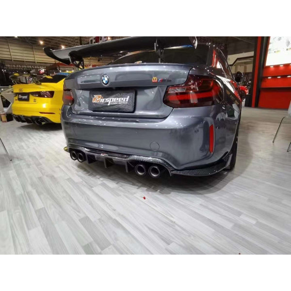 Bakre diffusor i Dry Carbon för BMW M2 F87 – bild 2