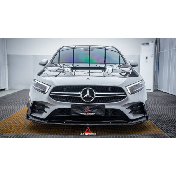 AE Design Canards till främre stötfångaren i Dry Carbon (pre-preg) för Mercedes-AMG A35 L – bild 4