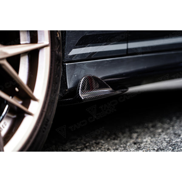 Sidokjolar i Dry Carbon för Mercedes-Benz C205/W205 C43 / AMG-paket (2019–2021)