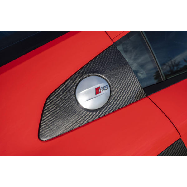 Utbytbara sidodekorer (gälar) i pre-preg carbon för Audi R8 Gen 2