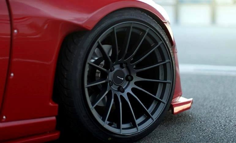 Enkei RS05-RR 18x10.5 ET35 5x114.3 – Fälg i Gunmetal