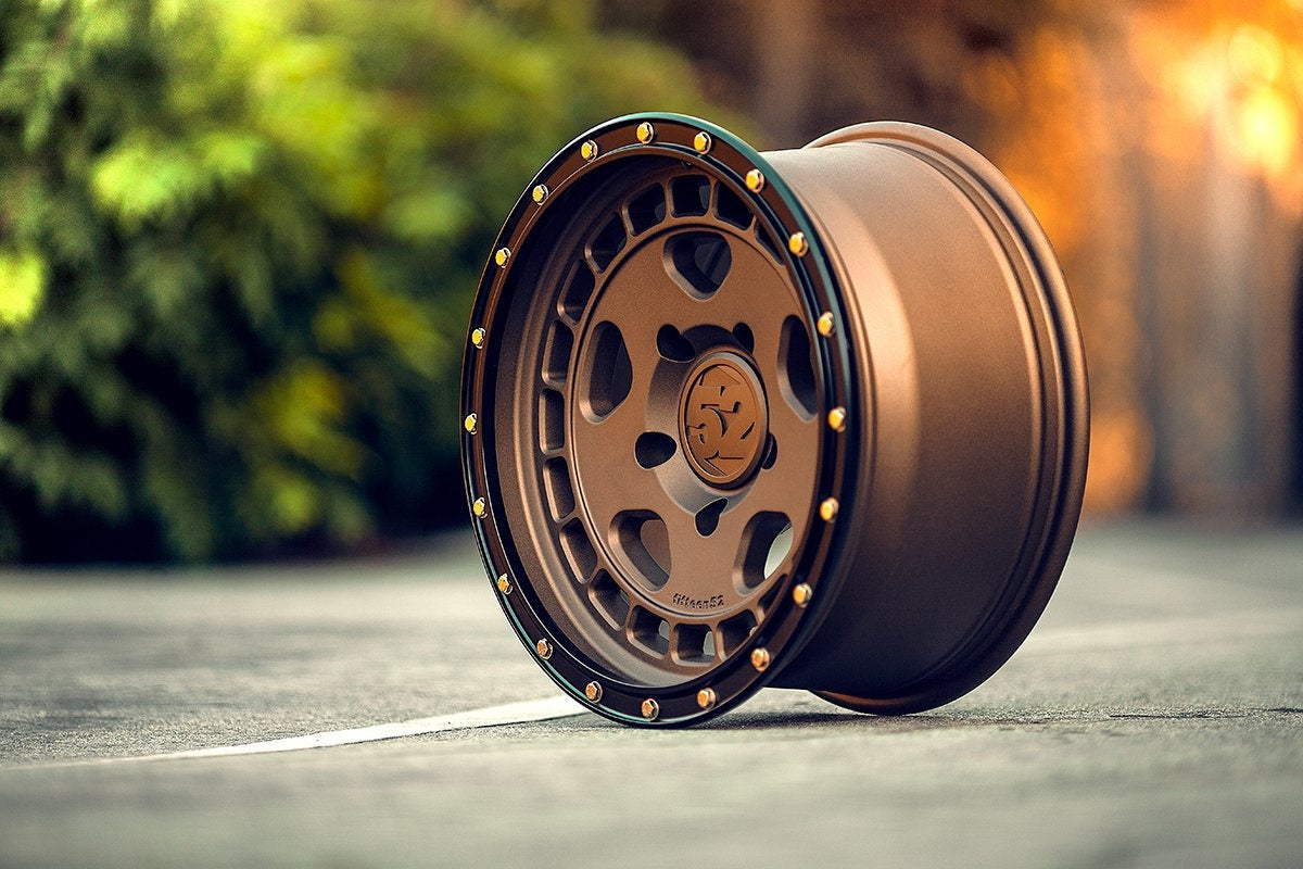 fifteen52 Turbomac HD 17x8.5 ET0 6x139.7 – Fälg i Block Brons/Svart Ring