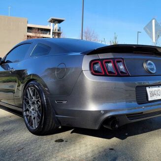 Bakvinge – GT500 Style – Gloss Black – Ford Mustang 2010-2014 – bild 3