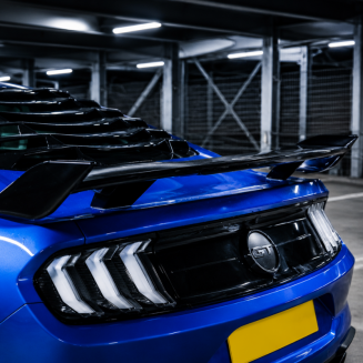 Bakvinge – GT F35 style – Gloss Black – Ford Mustang 2015-2023 FASTBACK – bild 3