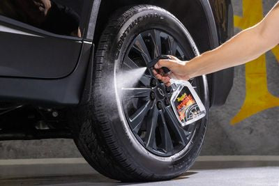 Meguiar's Hot Shine Tire Spray – däckglans med UV-skydd