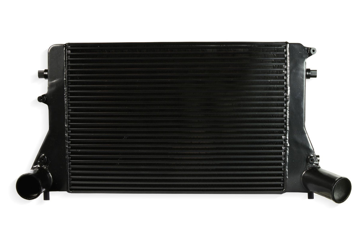 FMIC Black Edition Intercooler Stage 2 – Audi A3 / S3 8P 2.0 TFSI & TDI (med silikonslangar)