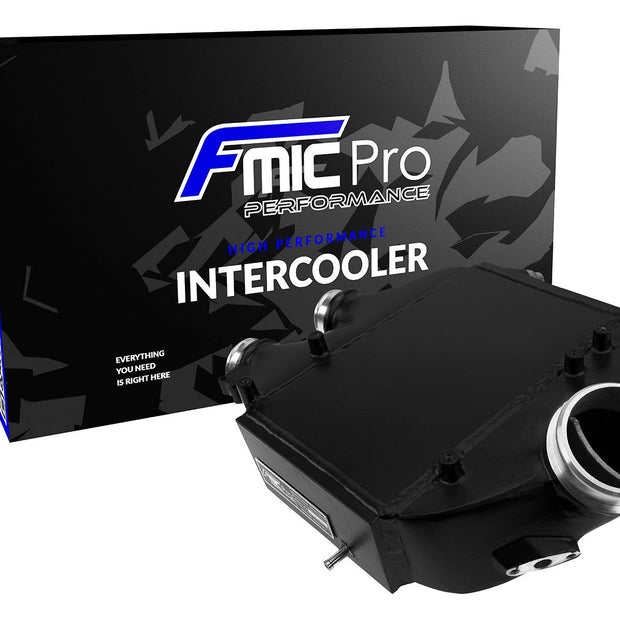 FMIC.Pro Vattenkyld intercooler (laddluftkylare) med anslutningssats – BMW M3 F80 / M4 F82 / F83 (2015–2017)