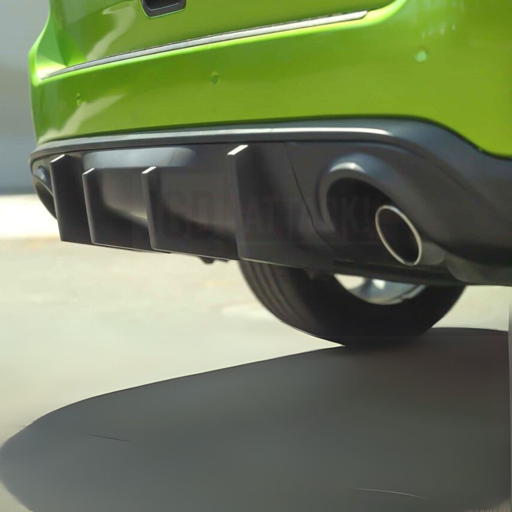 Rear Diffuser With Tow Hook Cover