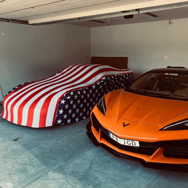 Car Cover – USA Design – MAGIC CARPIT® (MUSTANG, CAMARO, CHALLENGER, CORVETTE)