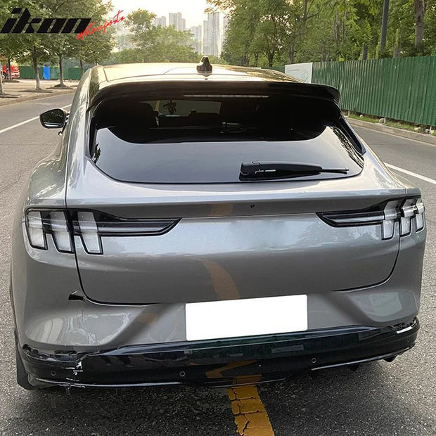 V1 Takvinge/Spoiler – Gloss Black – Ford Mustang 2021-2023 MACH-E