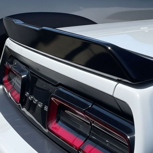 Rear Spoiler
