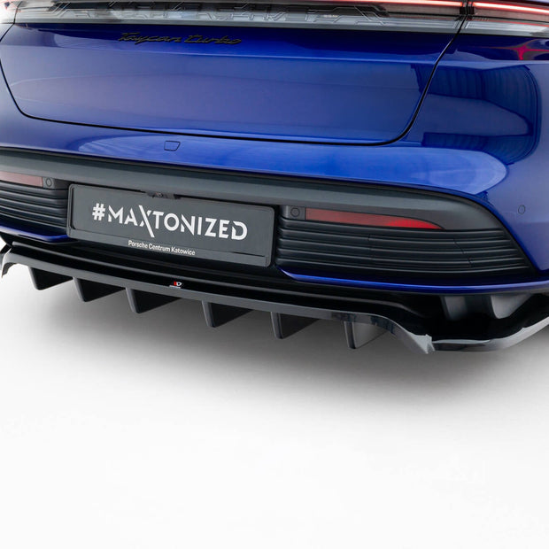 Bakre Splitter (With Vertical Bars) för Porsche Taycan Turbo S Mk1