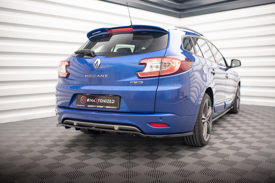 Bakre Splitter (With Vertical Bars) för Renault Megane GT Line Grandtour Mk3 Facelift