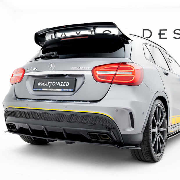 Bakre Splitter (With Vertical Bars) V.1 för Mercedes-Benz GLA 45 AMG