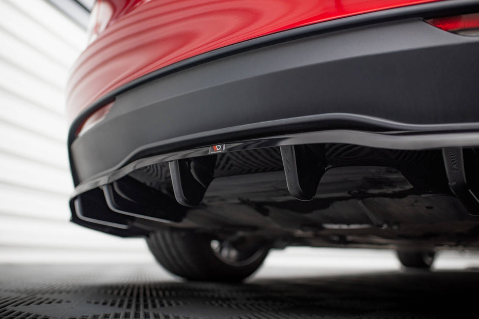 Bakre Splitter (With Vertical Bars) V.1 för Tesla Model 3 Project Highland(Facelift)