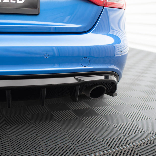 Rear Valance för Audi A4 S-Line Sedan / Avant B8 (Version with single Exhaust tips on both sides)