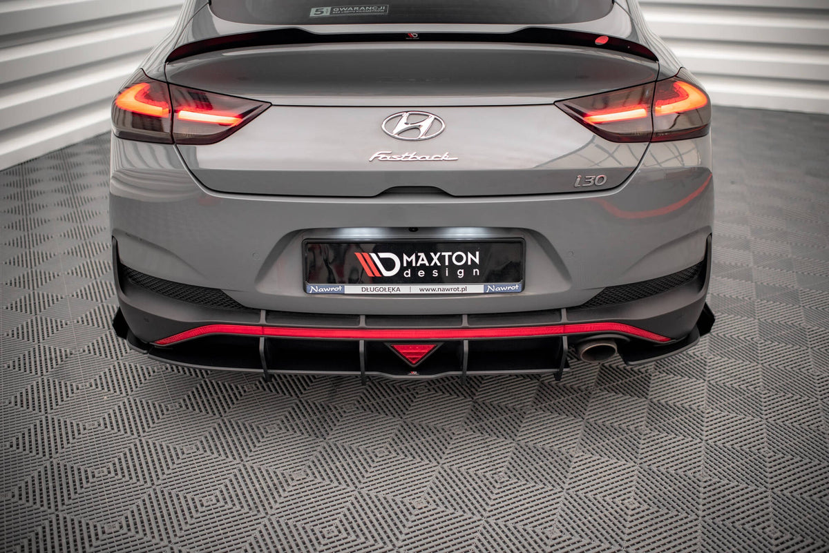 Street Pro Bakre Sidosplitters + Flaps för Hyundai I30 Fastback N-Line Mk3 Facelift