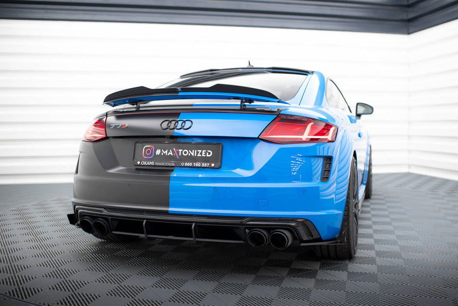Street Pro Bakre Sidosplitters + Flaps för Audi TT S 8S Facelift