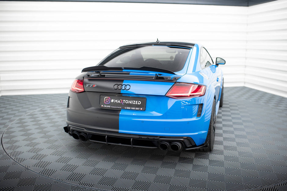 Street Pro Bakre Sidosplitters + Flaps för Audi TT S 8S Facelift