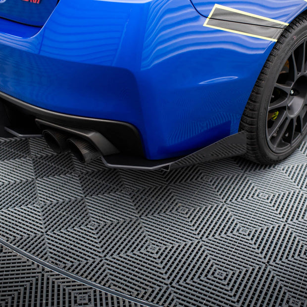 Street Pro Bakre Sidosplitters + Flaps för Subaru WRX STI Mk1