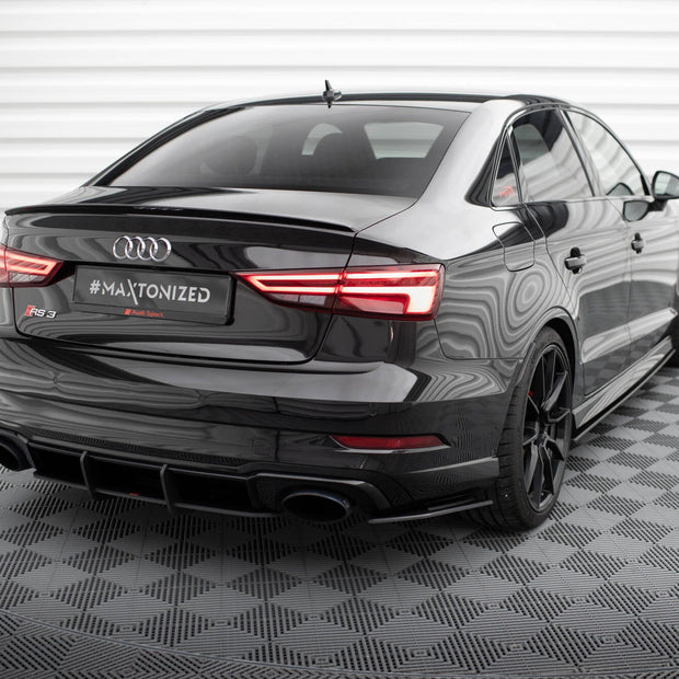Street Pro Bakre Sidosplitters för Audi RS3 Sedan 8V Facelift