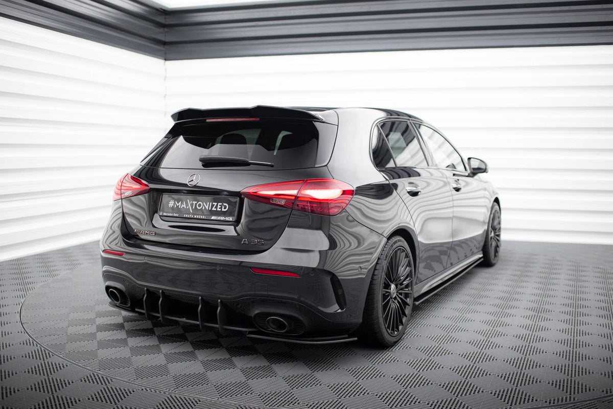 Street Pro Bakre Sidosplitters för Mercedes-AMG A35 Hatchback W177