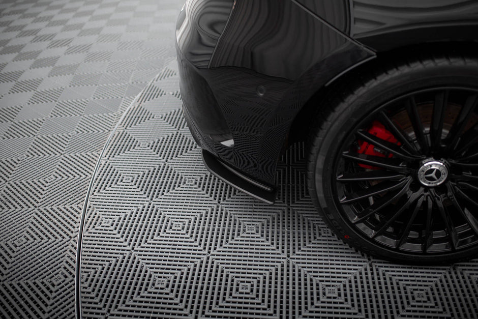Street Pro Bakre Sidosplitters för Mercedes-AMG A35 Hatchback W177