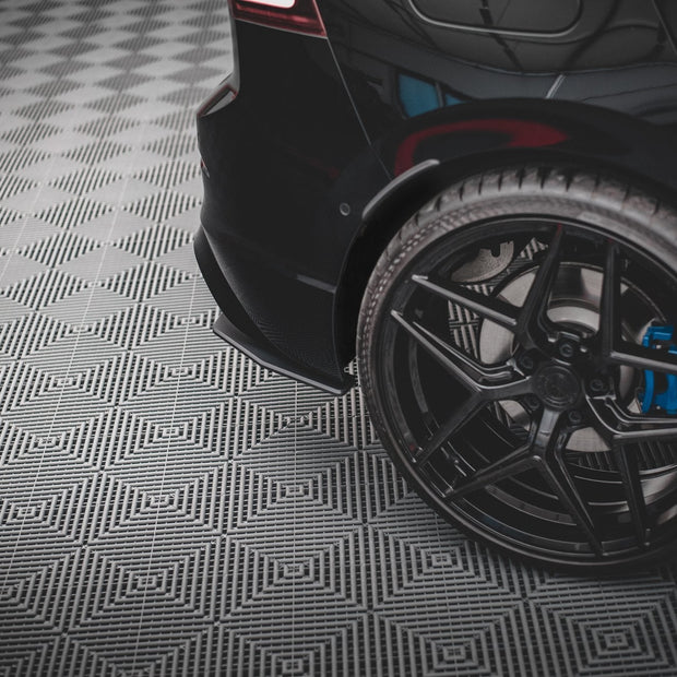 Street Pro Bakre Sidosplitters V.1 för Volkswagen Golf R Mk8 / Mk8 Facelift